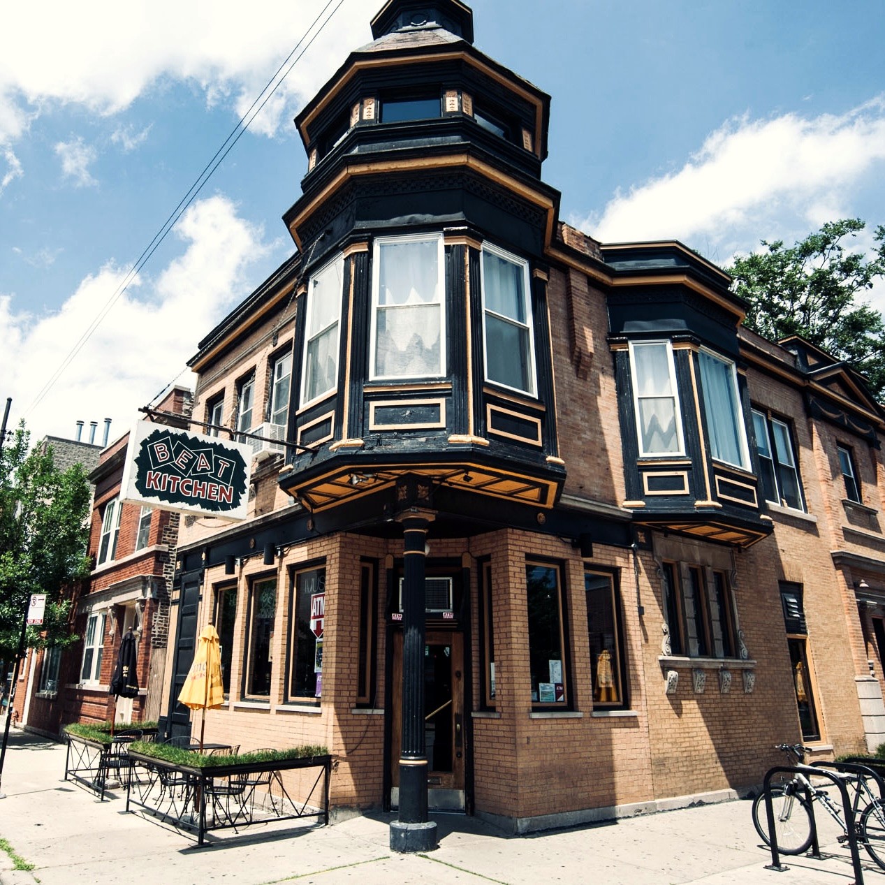 Beat Kitchen near Roscoe Village